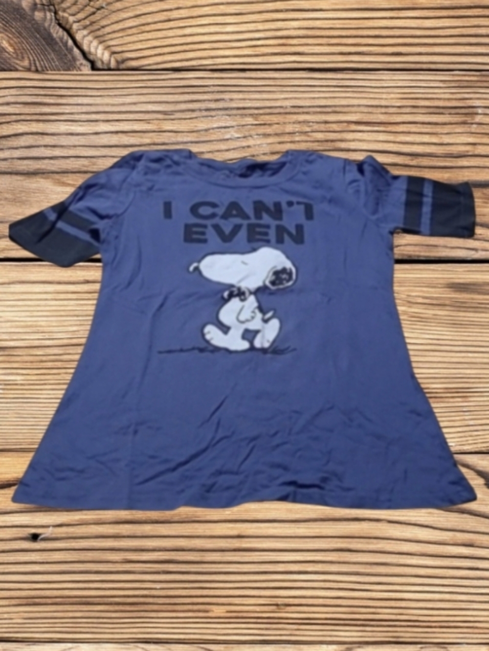 WOMEN' S PEANUTS "SNOOPY" SHIRT